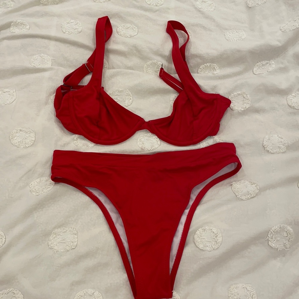 Rhythm bikini set size 8